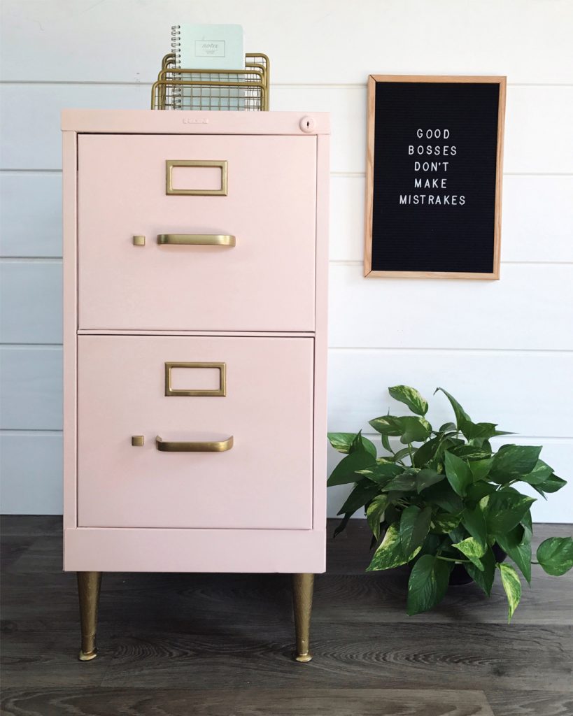 How To Chalk Paint Leather And Faux Leather All Things Thrifty