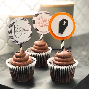 FREE PRINTABLE – Halloween Cupcake Toppers thumbnail