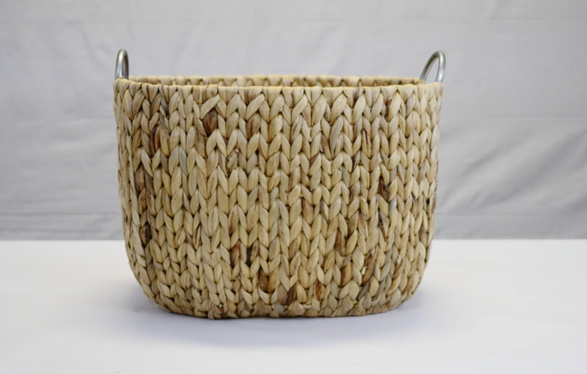 Spray Painting a Wicker Basket